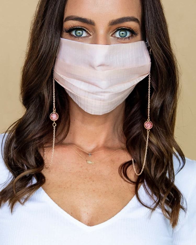 Colier subtil și elegant pentru femei cu perle roz