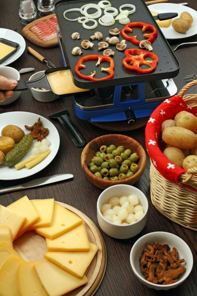 Raclette-ingrediente-alimente-sănătoase-petrecere-masă-cină