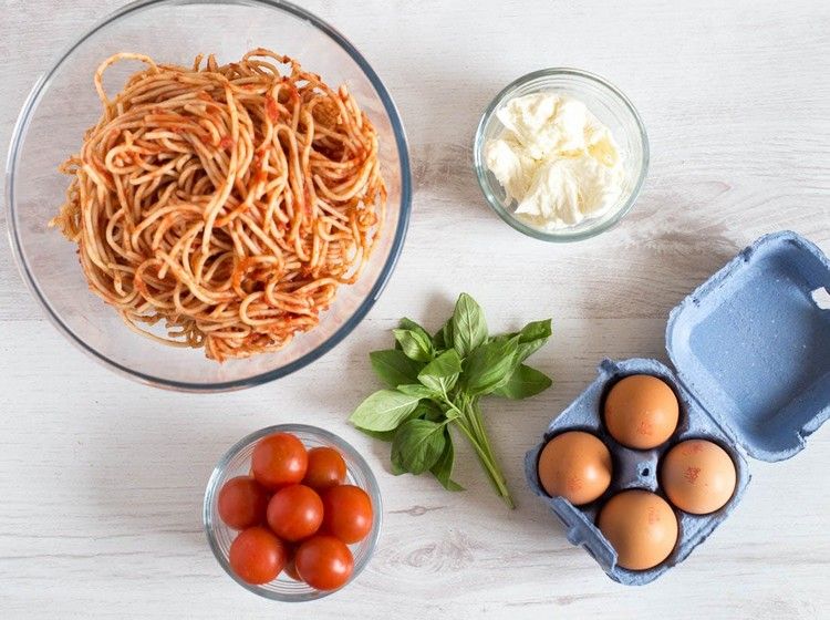 Gatiti singuri resturile de spaghete frittata