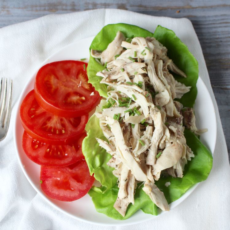 Rețete-metabolism-vindecare-sănătos-nutriție-pui-roșii-salată