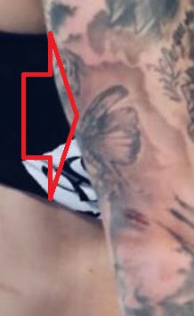 „Ruby Firefly“ tatuiruotė