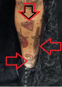 Rubino apatinės kojos tatuiruotės