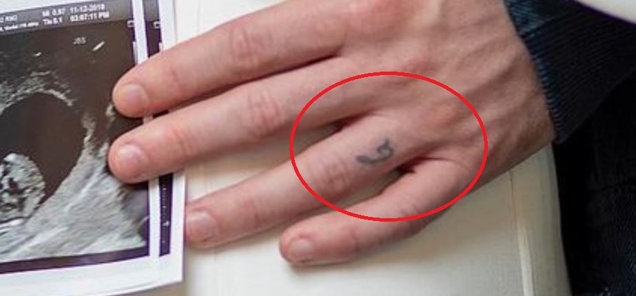 Ryan žena ime začetne tetovaže