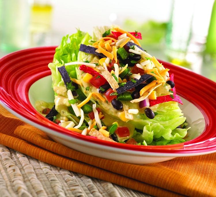 Pregătiți-vă propria salată italiană cu sos de roșii