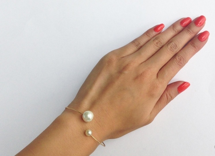 Bratara din sarma de aluminiu si perle albe Faceți-vă bijuterii brățară de sârmă Chanel design