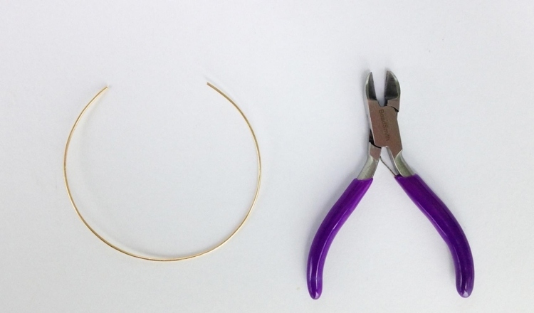 Tăiați sârmă de aluminiu de culoare aurie cu cadru bijuterii-creați-vă-brățară-sârmă-de-aluminiu-aurie