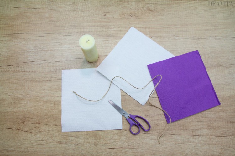 Iepurașii de Paște fac mustăți din șervețele de hârtie