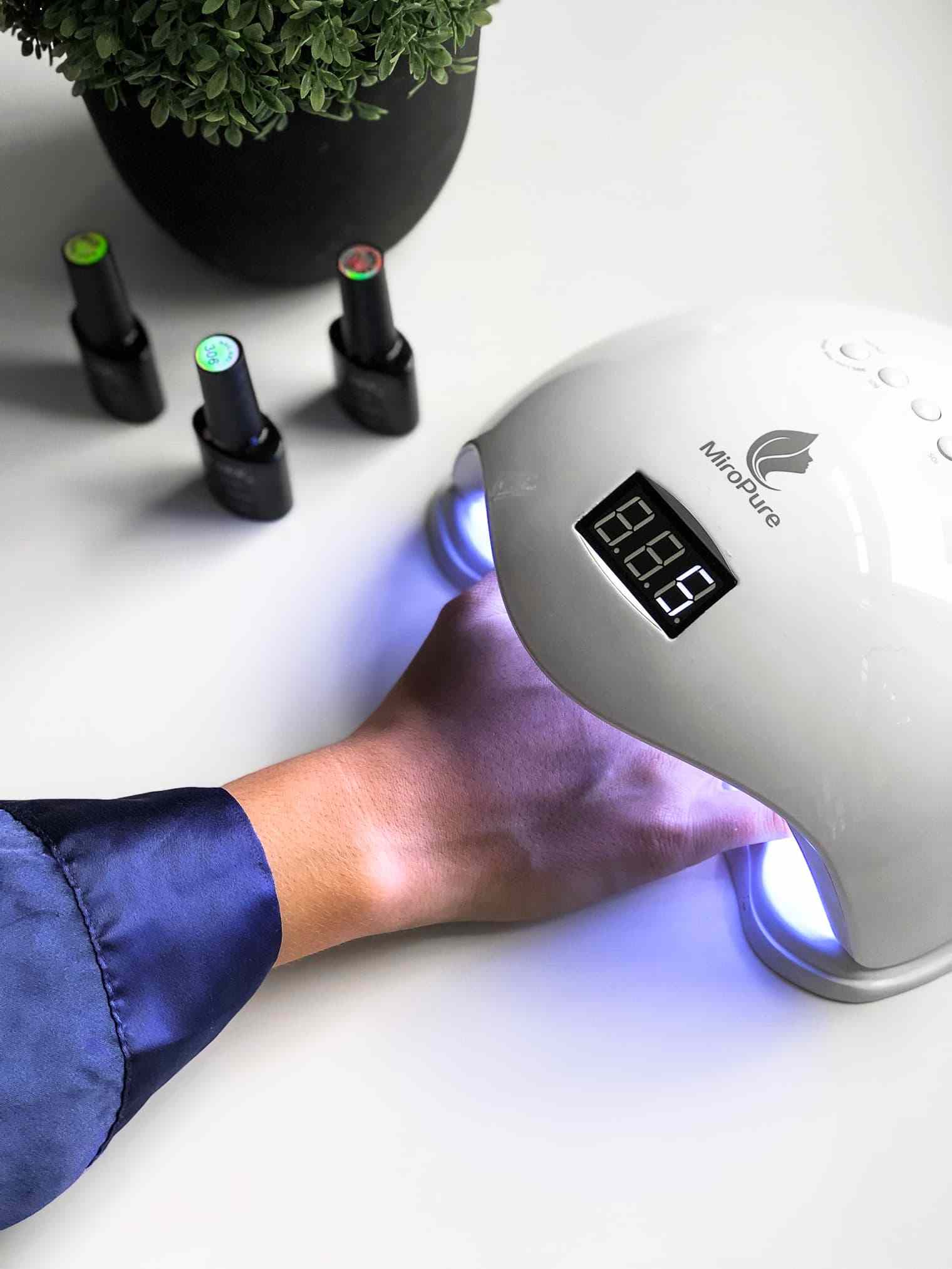 unghiile cu lampă cu LED-uri fac singură unghiile cu gel Instrucțiuni