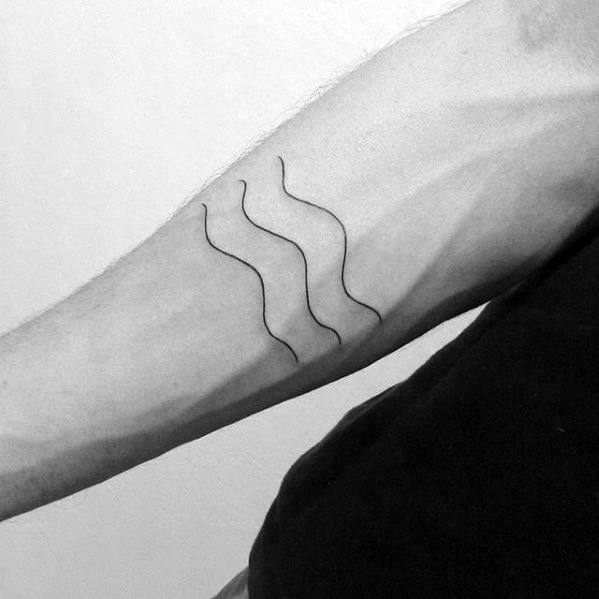 Onda tatuagem de linhas simples