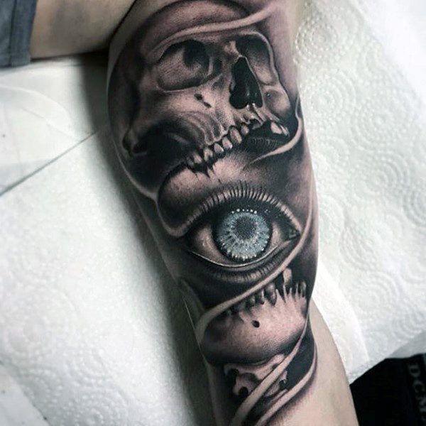 Crna podebljana tetovaža za jedno oko za muškarce