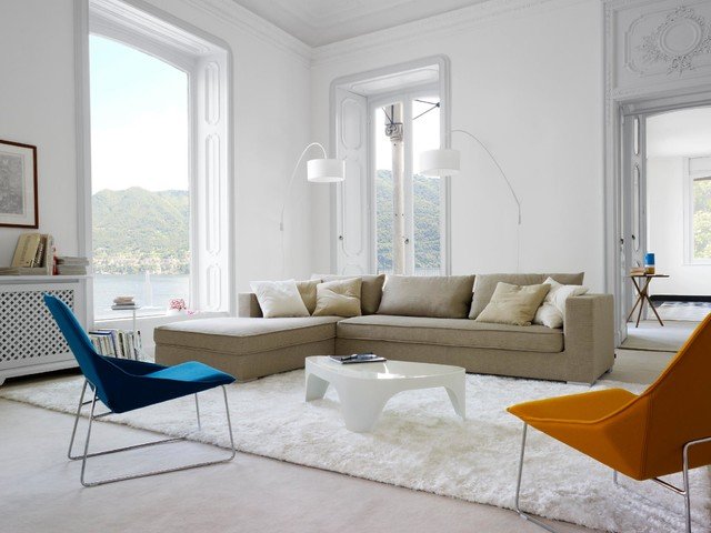 Canapea cu spatiu de depozitare otoman practic Ligne Roset Spațiu practic de depozitare Ligne Roset de la un renumit producător