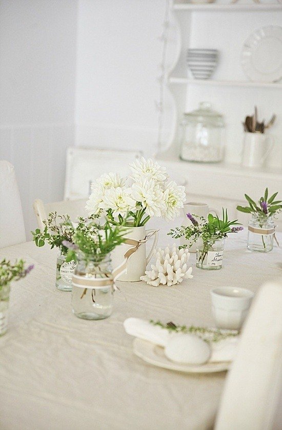 Culori de vară și masă de idei de decor alb Culori de vară și idei de decor alb pentru a decora masa