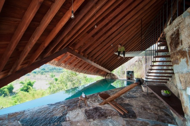 Complexul de vacanță spa de pe panta abruptă oferă vederi panoramice uimitoare Design-hotel-pe-panta-permite-vederi-panoramice-uimitoare