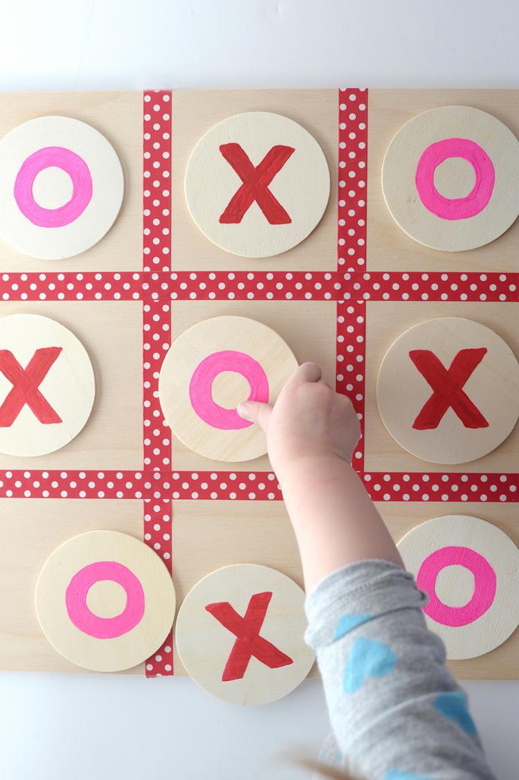 Tic-Tac-Toe cu diferență - ca joc de societate face-te-jocuri-tic-tac-toe-diy-joc de copii