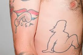 スティーブO愛国的な陰茎の入れ墨
