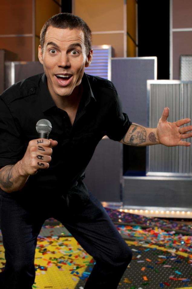 スティーブo赤-五芒星-タトゥー