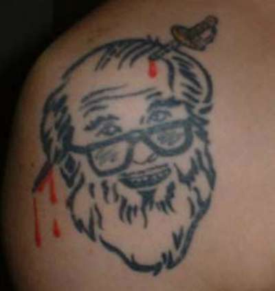 スティーブOソニー-s-バー-アンド-グリル-タトゥー