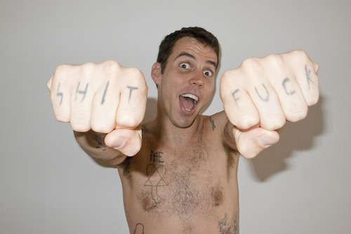 スティーブOナックルタトゥー