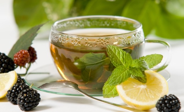stimulează metabolismul efect de ceai verde lingură de lămâie stimulează metabolismul ceai verde efect ceașcă de sticlă