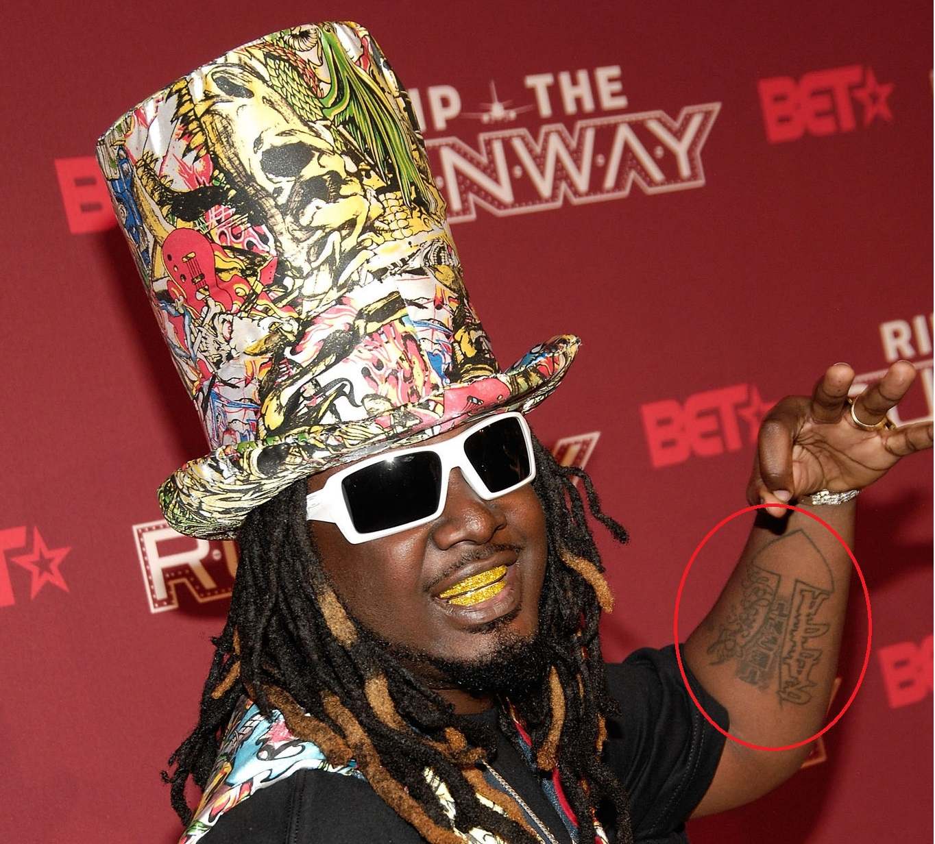 T Pain Left Arm Inside