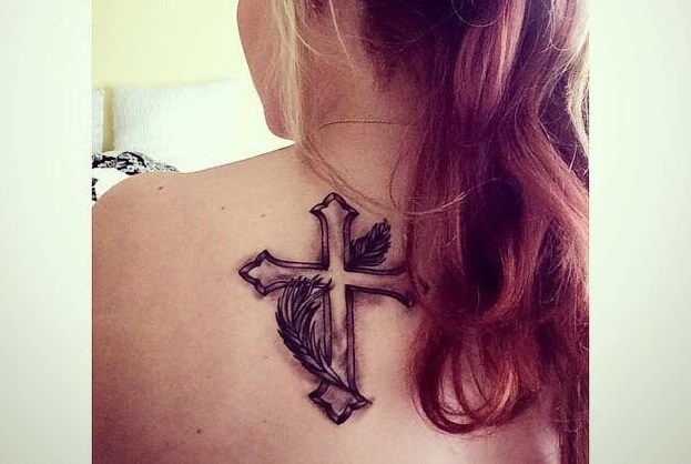 Christian Feather Tattoo za ženske