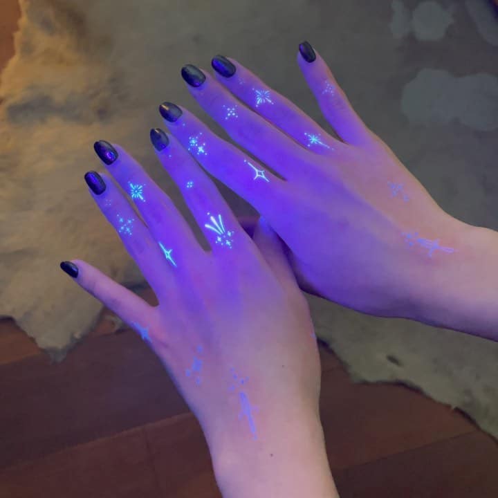 Prós Contras das tatuagens com tinta UV 3