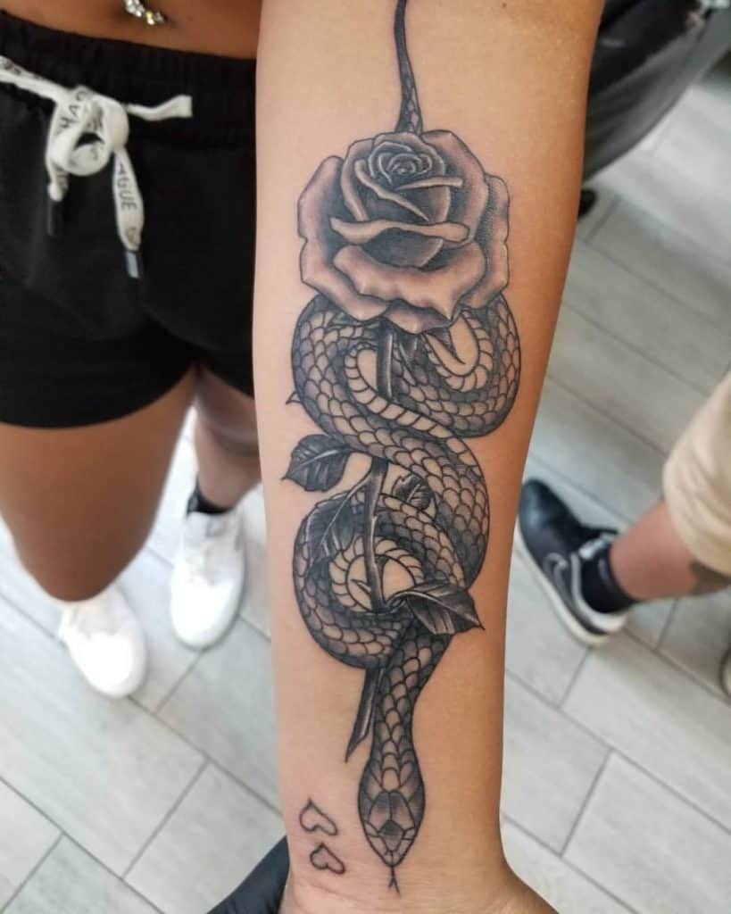 Cores de tatuagem para pele média 1