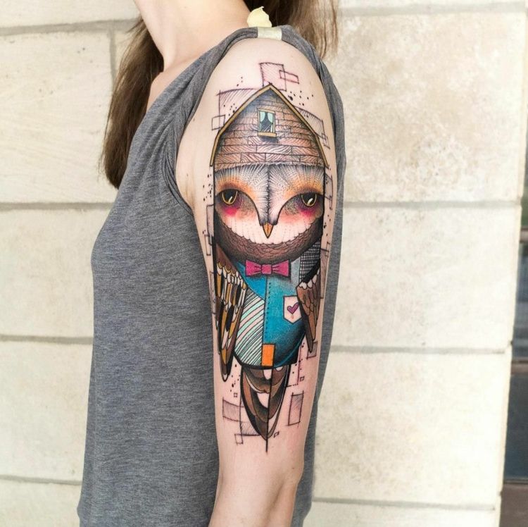 Tobias Burchert artist de tatuaje cel mai bun artist de tatuaj Germania umăr tatuaj femei