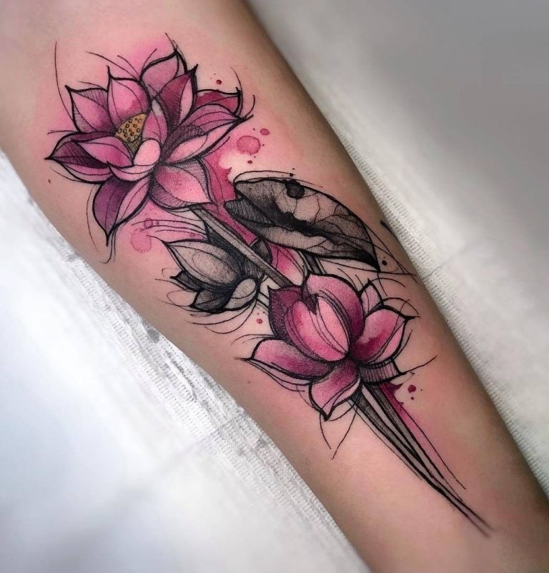 Idei de tatuaj mandala pentru femeile din antebraț