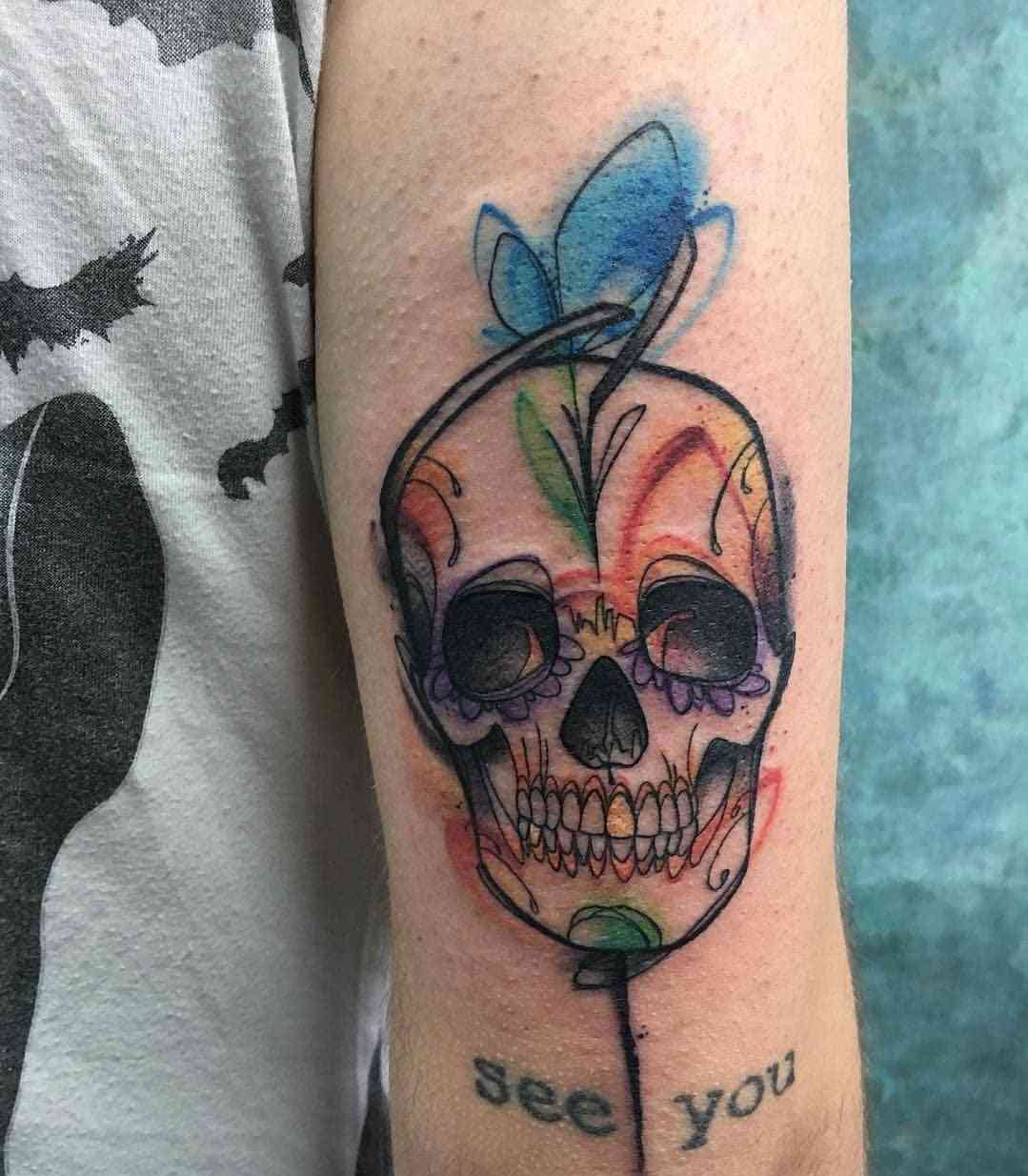 Craniu cu flori Tatuaje acuarele Idei de design pentru tatuaje