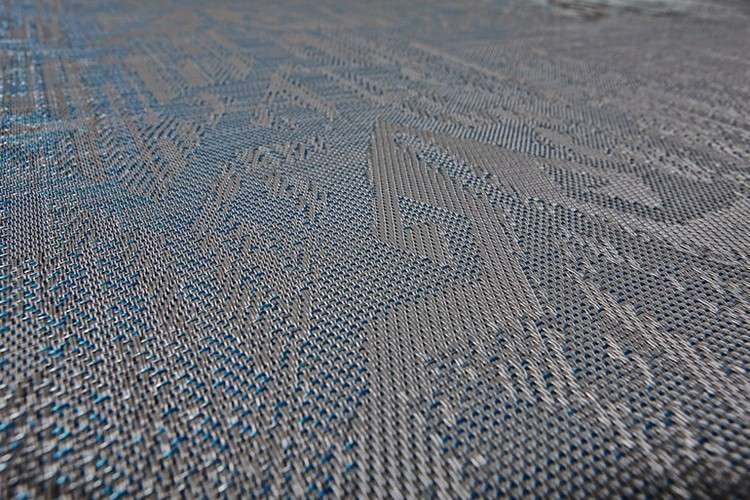 Vedere de aproape a covoarelor din vinil Carpet-vinil-țesături-fibre-modelate-albastru-gri-SILENCE-PULSE-BOLON