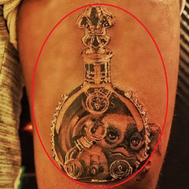 A tatuagem do gizmo do jogo