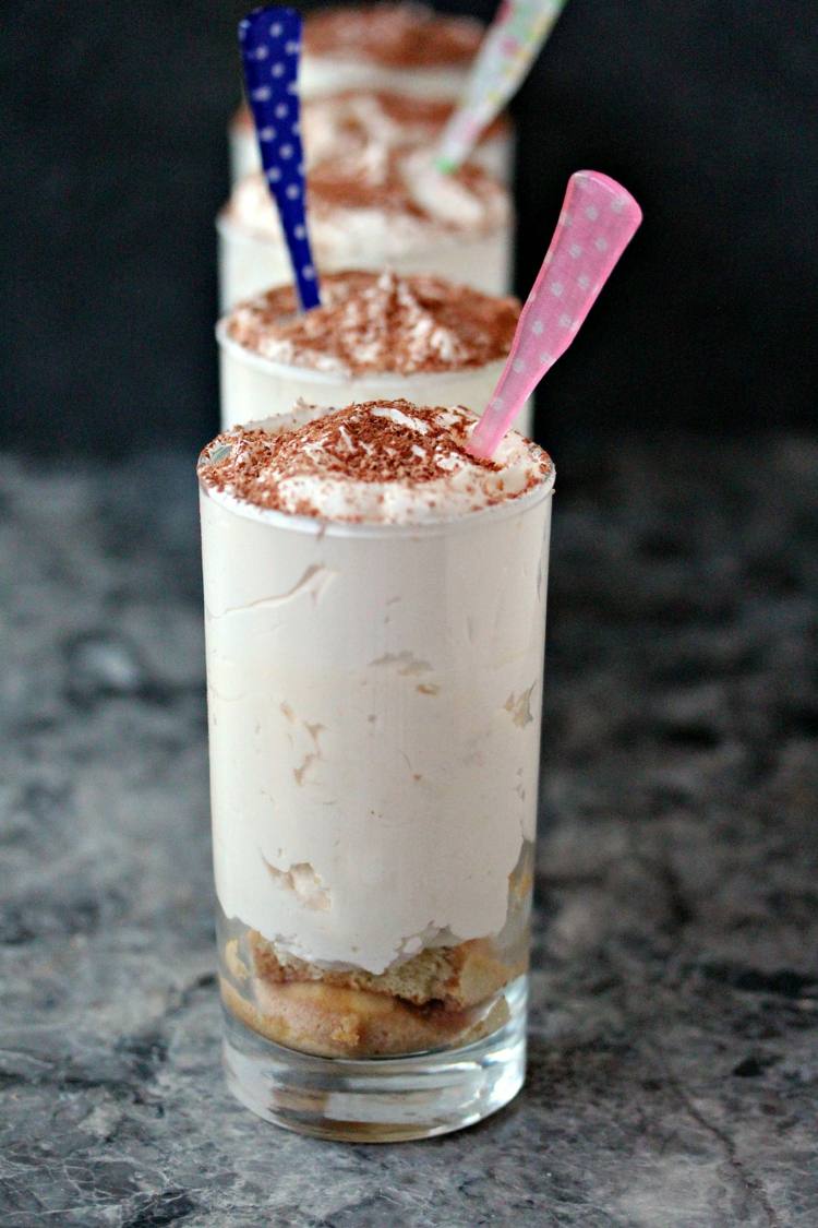 shot glass mini tiramisu mascarpone arichten