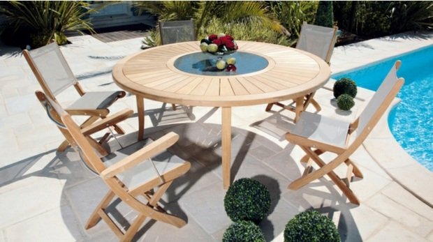 scaune mici de masa compacte lemn stejar culoare deschisa Mobilier din lemn scaune balcon variante de masă rotundă din lemn