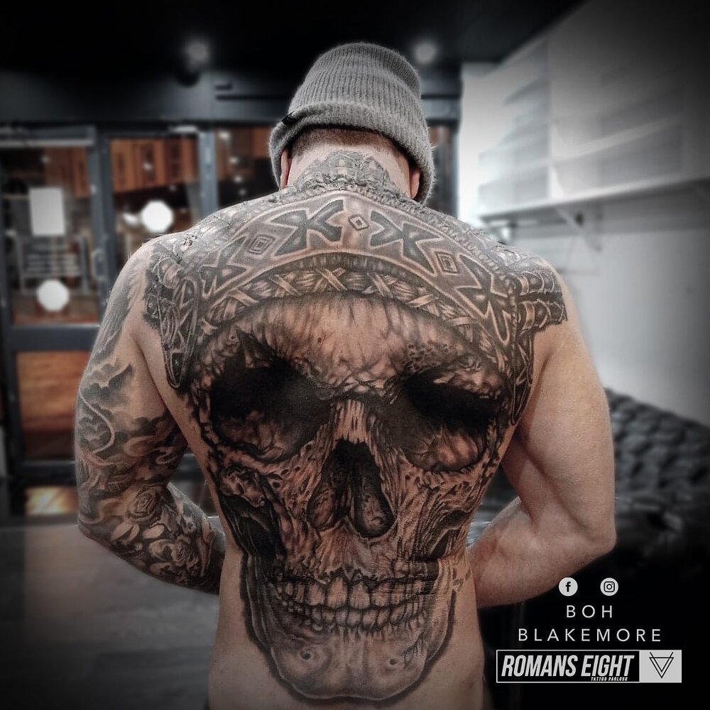 Romans Eight, studio di tatuaggi