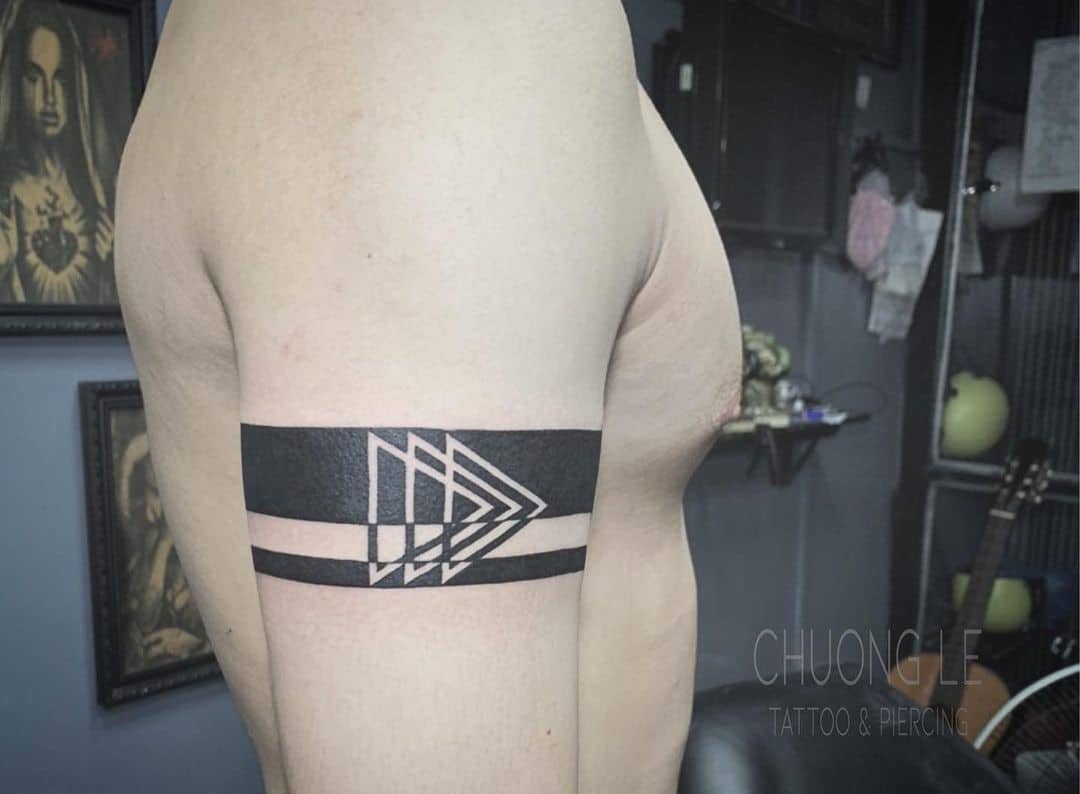 Tatuaggio Bracciale Tribale Nero