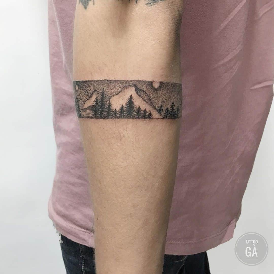 Idee per tatuaggi con braccialetti ispirate alla natura