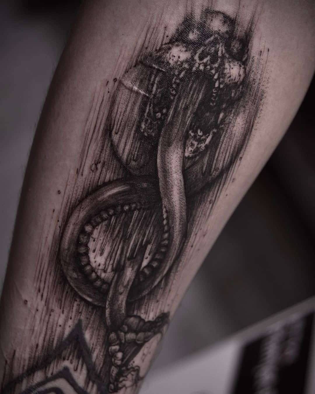 Puikus & amp; „Shaded Death Eater“ tatuiruotė