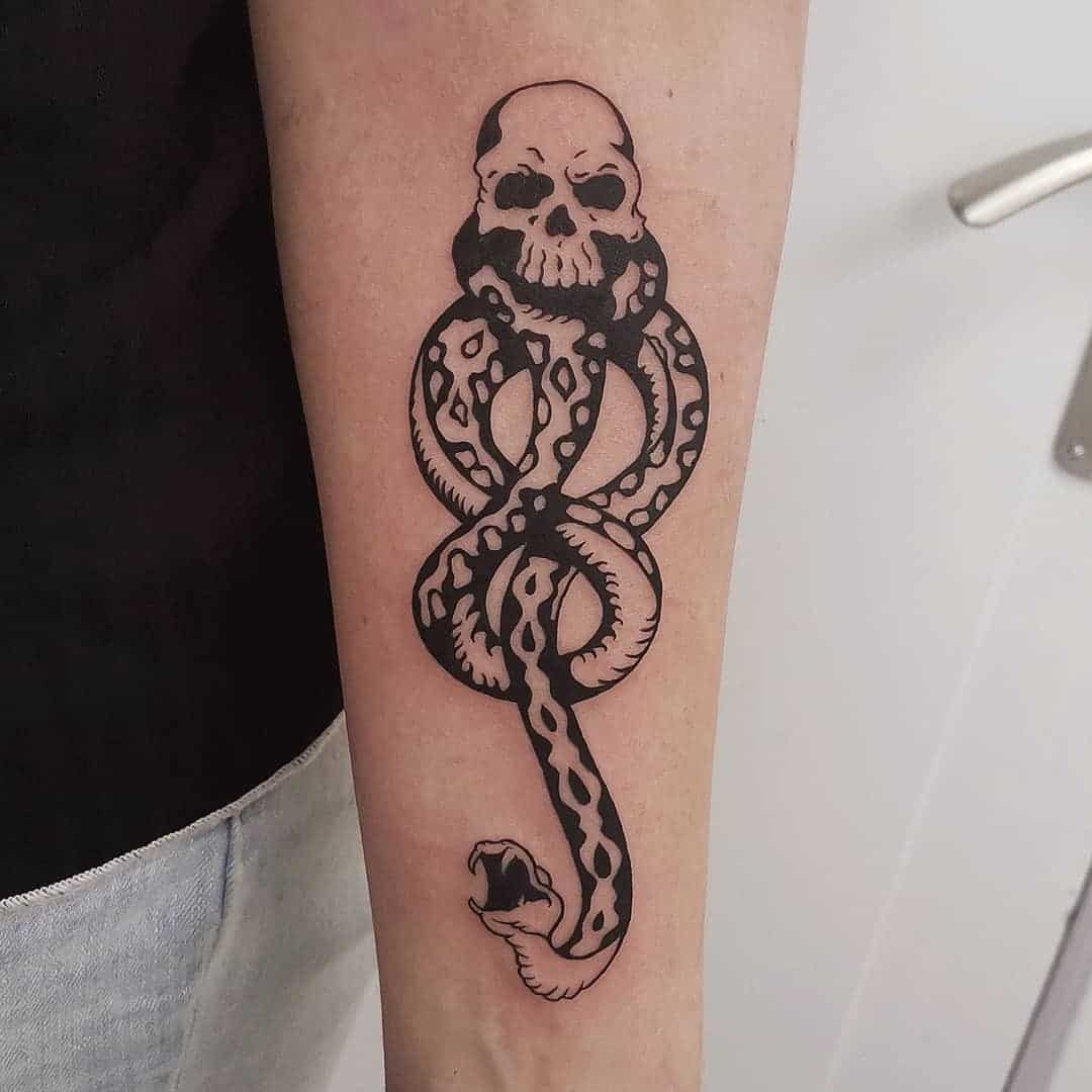 Dilbio dizaino mirties valgytojo tatuiruotė