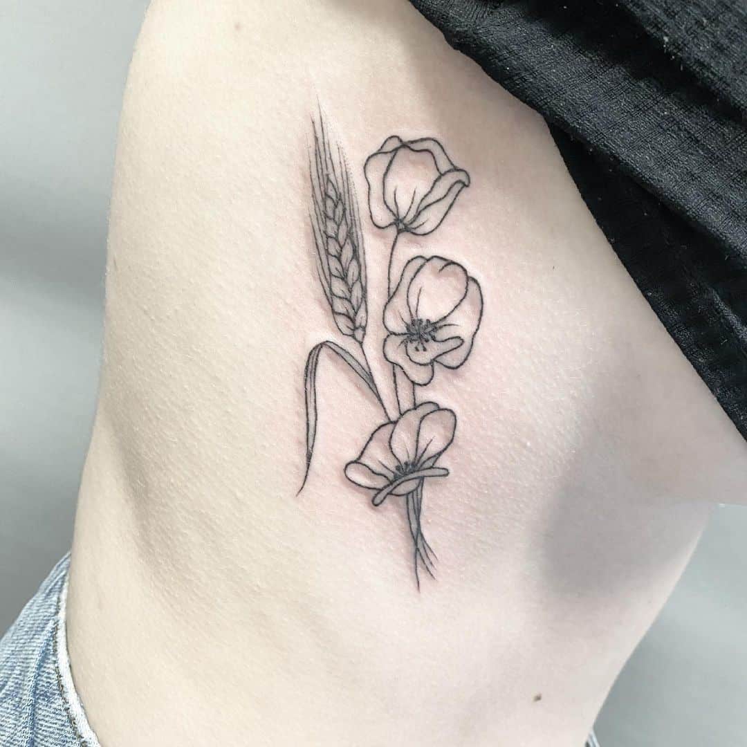 サイドブラックポピータトゥー