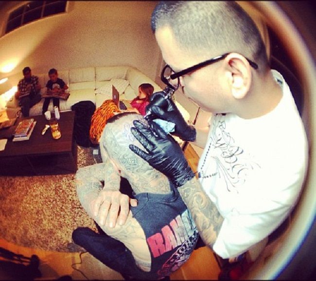 travis barker-jedan život jedna šansa tetovaža