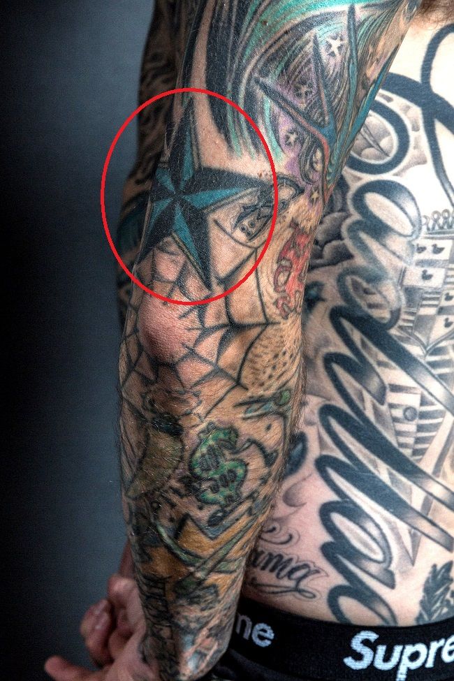 travis barker-nautička zvijezda tetovaža