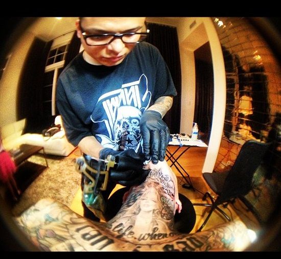 travis barker-chuey tetovaža quintanar-gloria