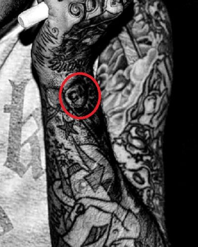 tetovaža travis barker-75