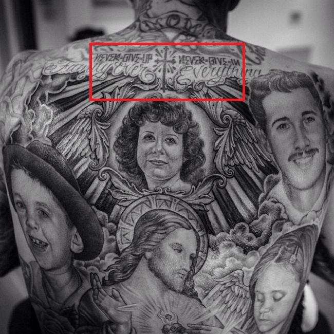 travis barker-never give up never give in tattoo