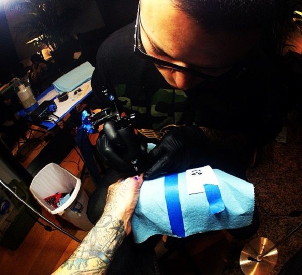 travis barker-misfits crimson ghost tattoo