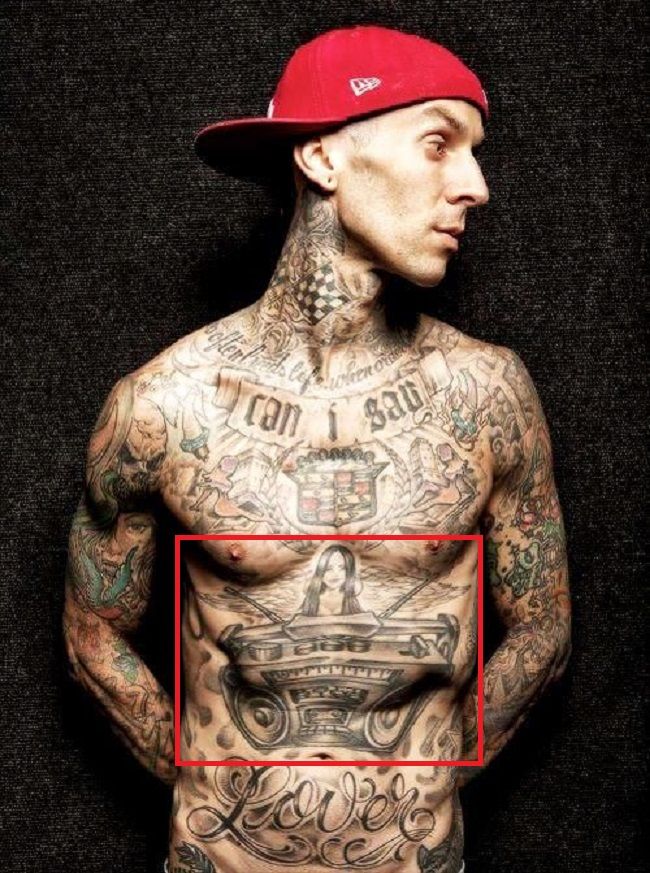 travis barker-boombox tetovaža