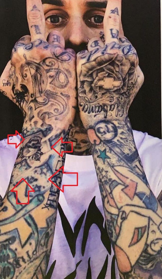 travis barker-špil karata tetovaža