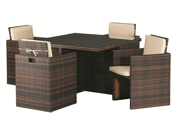 Creați mobilier de scaune care economisește spațiul pentru balcoane și grădini Mobilier pentru scaune care economisesc spațiu balcon grădină polirattan perne tapițate