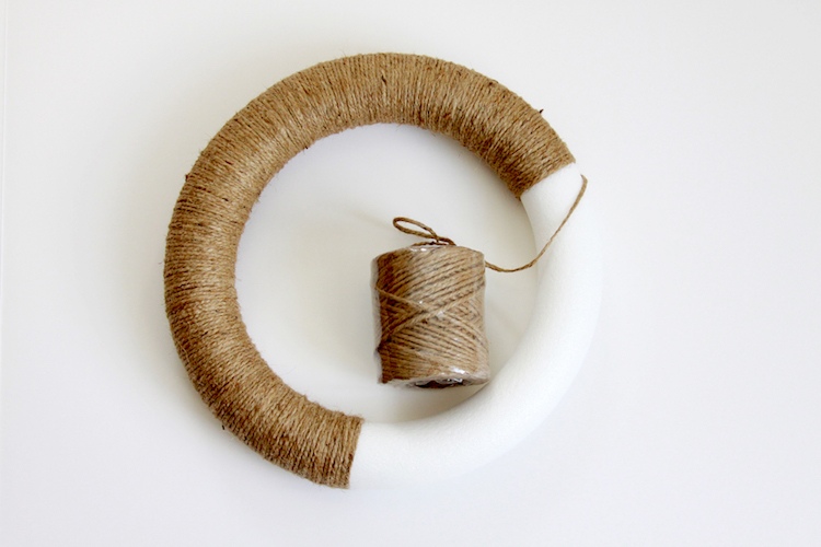 Faceți o coroană de uși pentru Paști Coroană de ușă Tinker de Paști, coroană de poliester din iută shc, doar înfășurați instrucțiunile